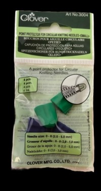 Cloverin puikonsuojukset pyöröpuikoille, sopivat puikoille nro 2,0 - 5,0 mm. Pakkauksessa on 4 puikonsuojusta. Yhteen suojukseen mahtuvat pyöröpuikon molemmat kärjet.