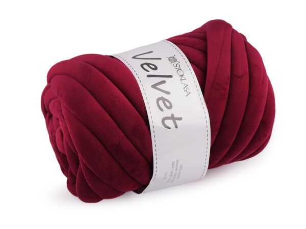 Velvet, viininpunainen super bulky -paksuinen lanka