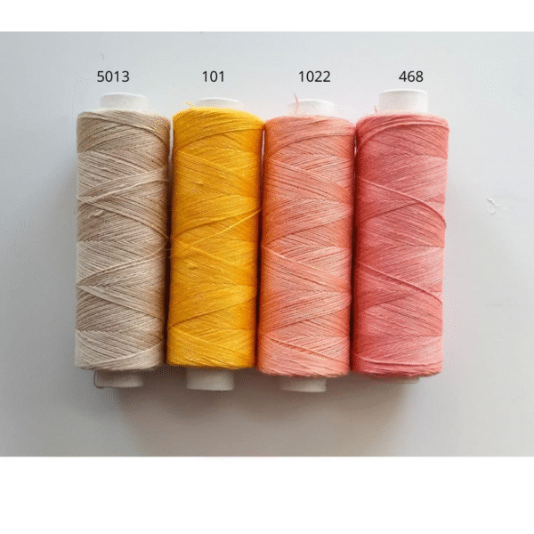 Bockens 60/2 Pellavalanka. Värit vasemmalta: kerma (vaalea beige), keltainen, persikka, vaaleanpunainen