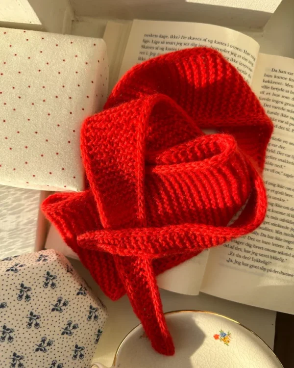 PetiteKnit Sophie Scarf, punainen