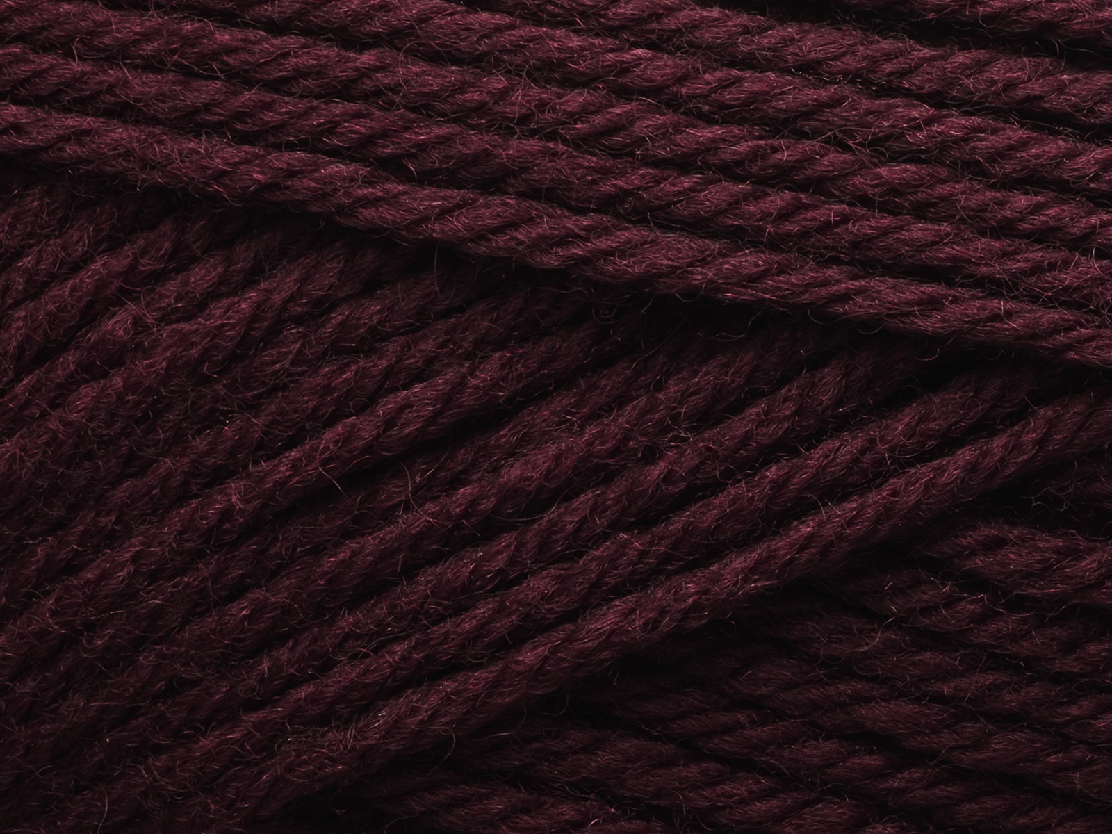 Filcolana Peruvian 382 Dark Bordeaux - Image 2