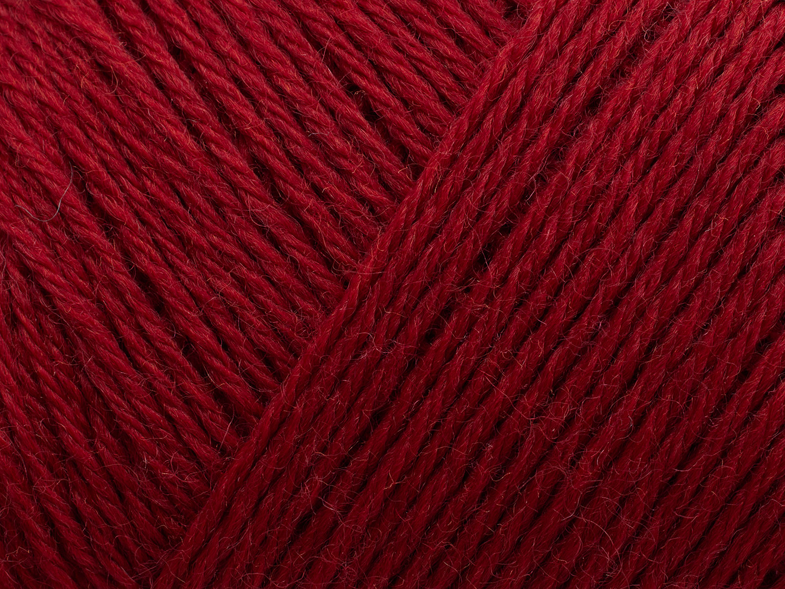 Filcolana Arwetta 139 Deep Red - Image 2