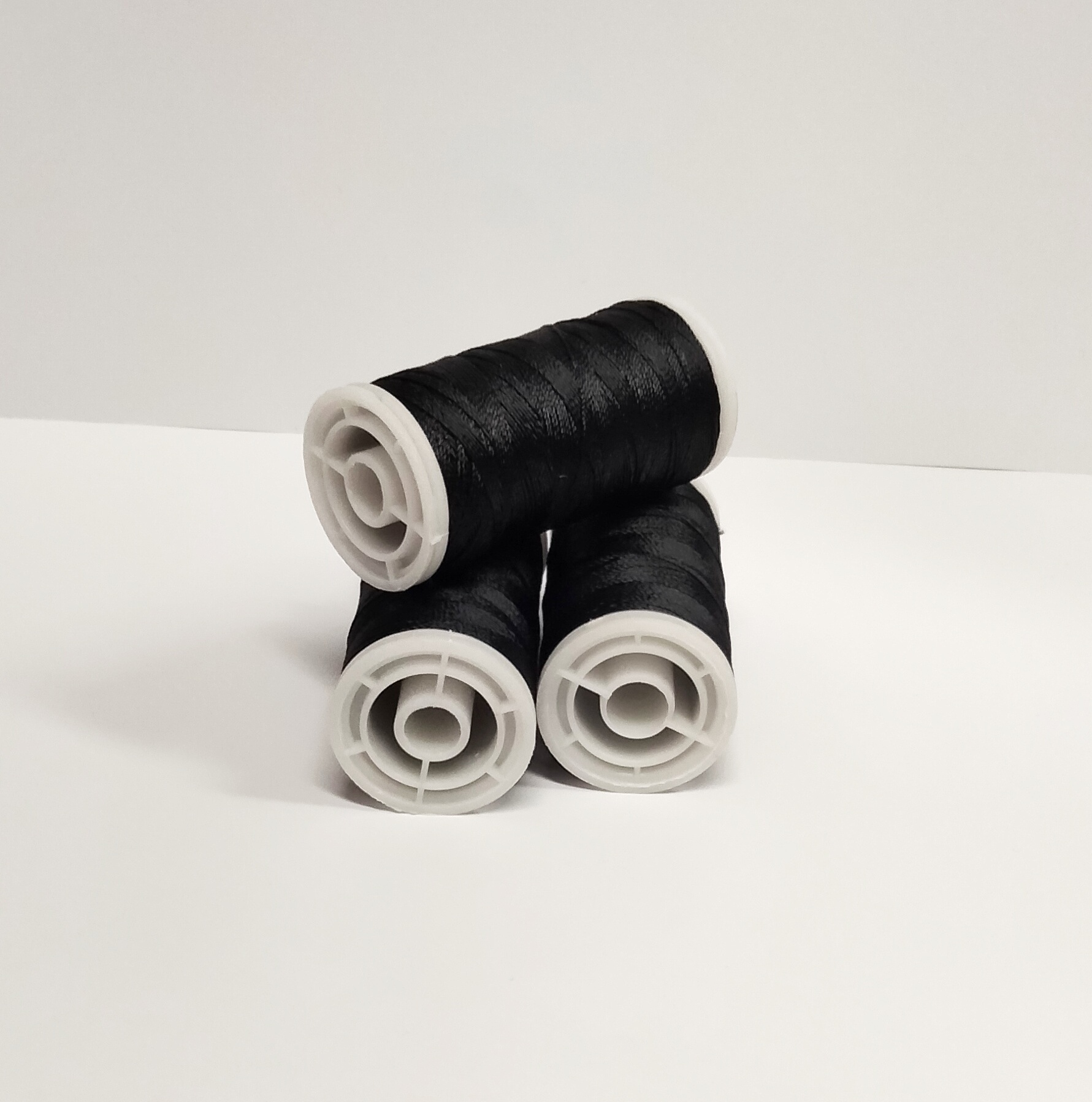 Karhulanka 100 m musta