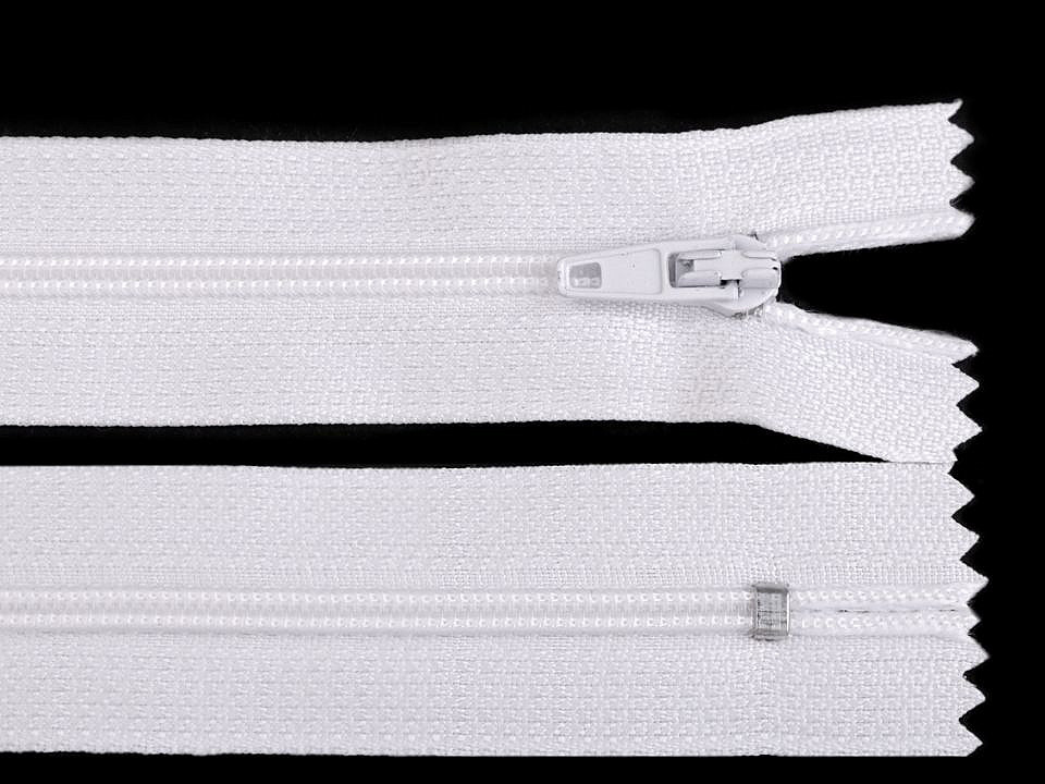 Kiinteä spiraalivetoketju 20 cm / 4 mm 101 valkoinen