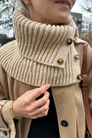 PetiteKnit November Neck -kauluri (suomi)